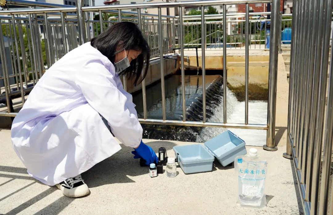 莘莘學子心 濃濃供水情丨省水務(wù)集團為廣大考生用水安全保駕護航