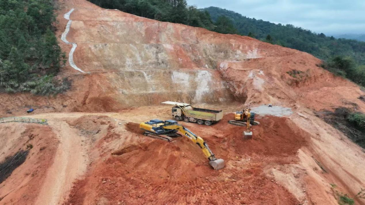 抓進度 搶工期∣建設集團在建項目“火力全開”